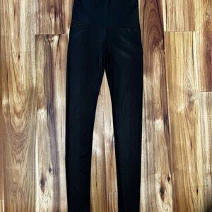 Cherish Black Textured Leggings